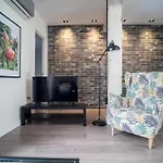 Atico Con Terraza Privada En El Corazon Del Realejo